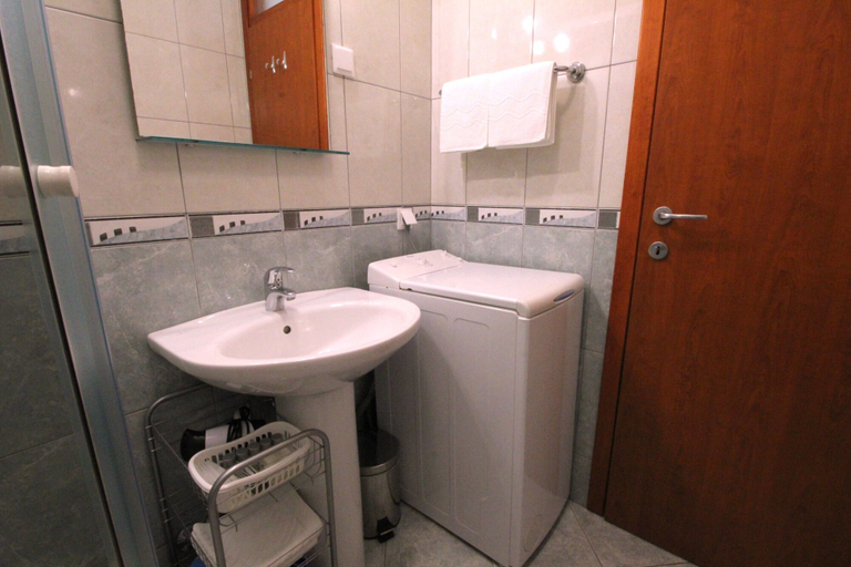 Bathroom 3, Apartments Artemis Dubrovnik - Adults Only, Dubrovnik