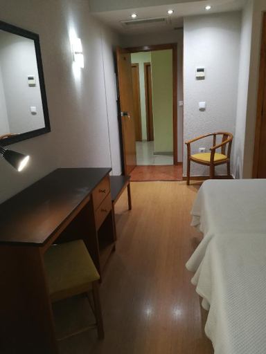Bedroom 3, Dom Vilas, Braga