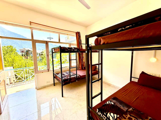 Bedroom 5, Hotel The Premium Villa Old Manali View, Kullu
