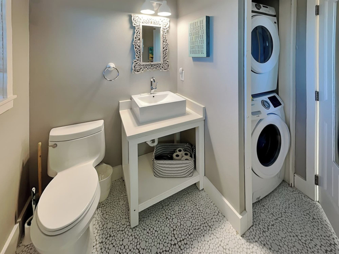 Bathroom 3, Ocean Shore by Distinctive Beach Rentals, Flagler
