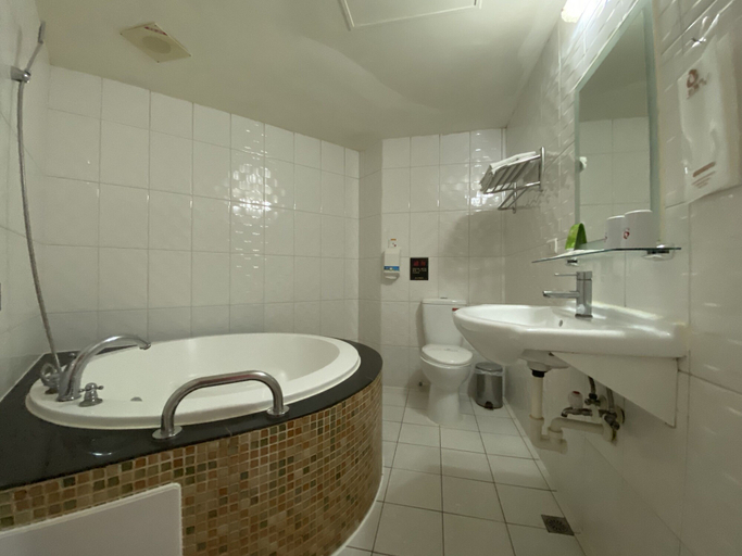 Bathroom 4, Huaxiang Hotel - Zuoying, Kaohsiung