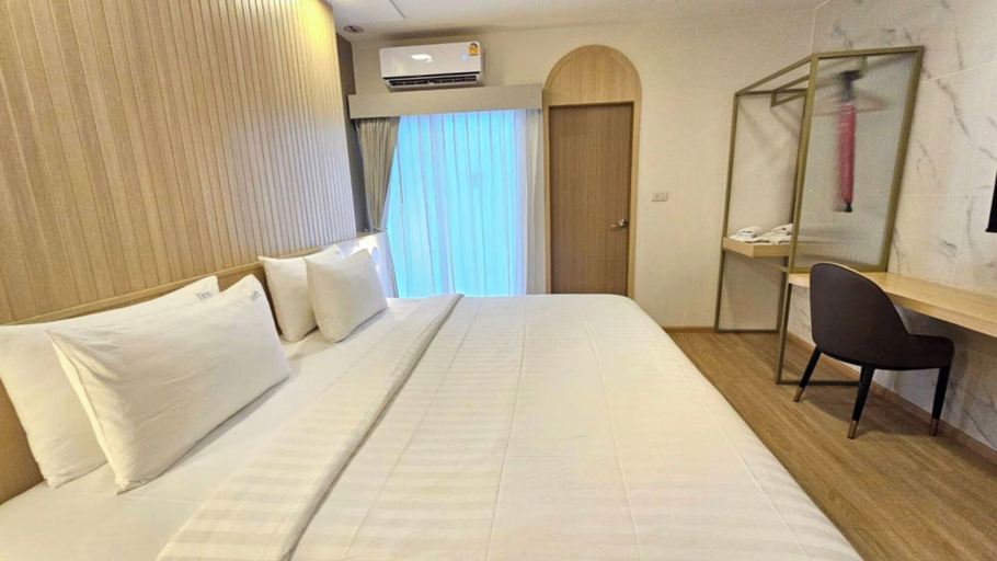 Bedroom 16