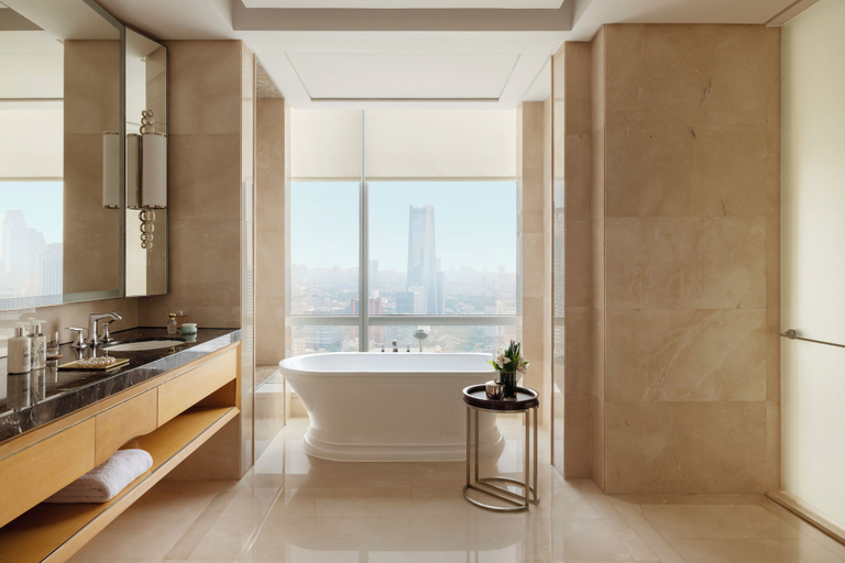 Bathroom 12