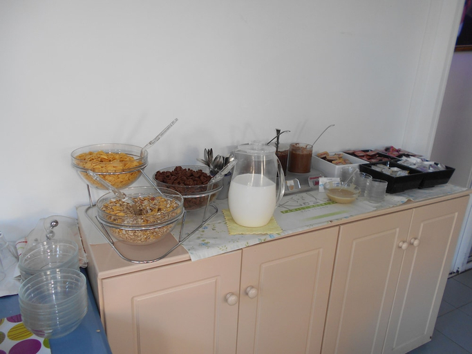 Food & Drinks 5, Koala, South Aegean
