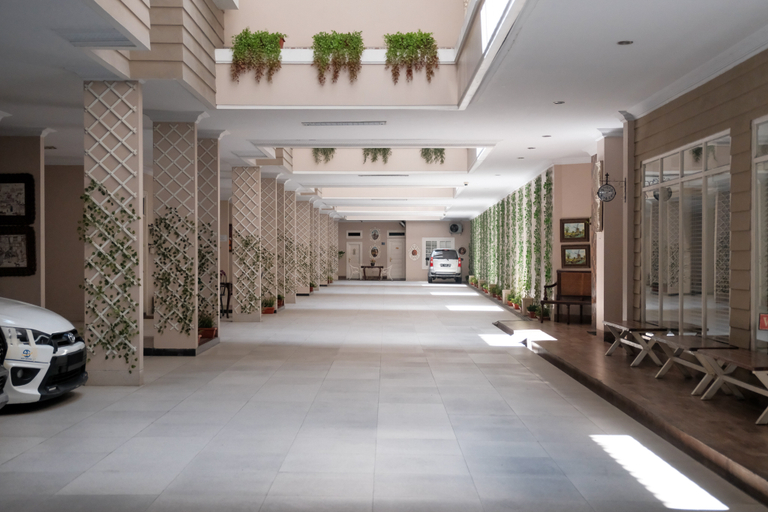 Exterior & Views 1, Nonies Huis Medan, Medan