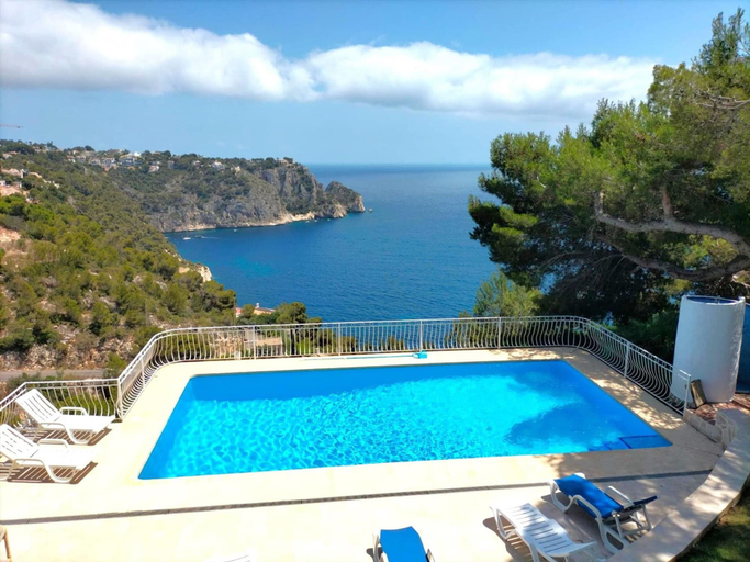 Room 4, Maria 10 in J vea With 5 Bedrooms and 3 Bathrooms, Alicante