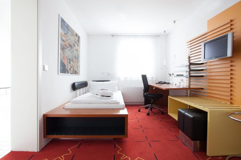Bedroom 2, Hotel Schloss Montabaur, Westerwaldkreis