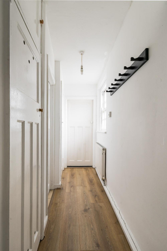 Others 5, Aldgate flats, London