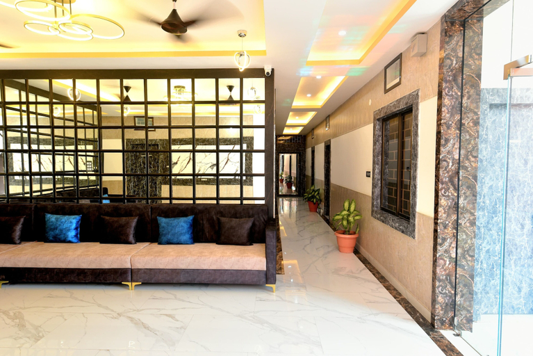 Others 4, Maya's Nest, Varanasi