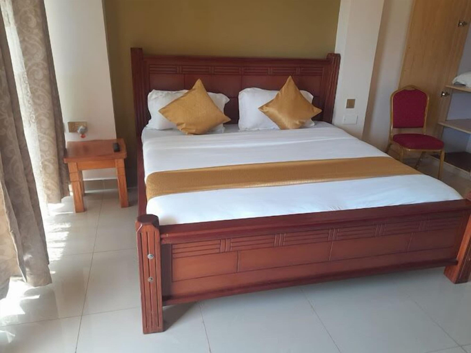 Bedroom 3, The Village Park Resort & Spa, Nyaribari Chache