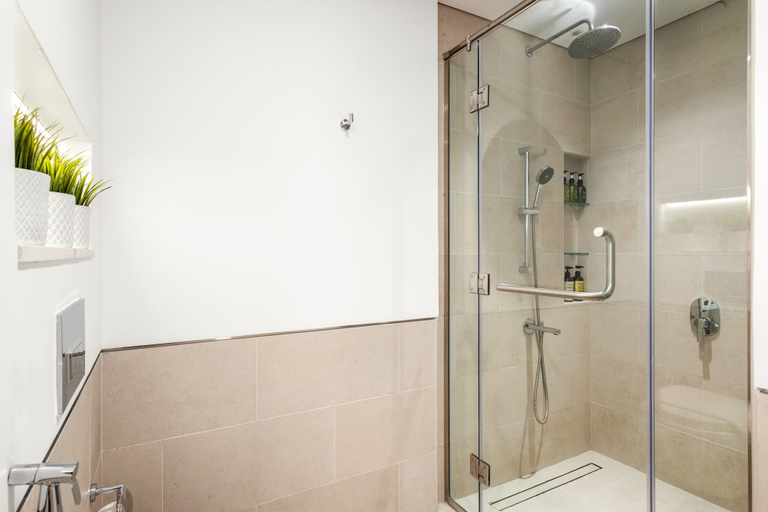 Room 3, Asayel 3 - 502 1BD, Dubai