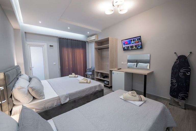 Bedroom 2, Hotel Porti, Sarandës