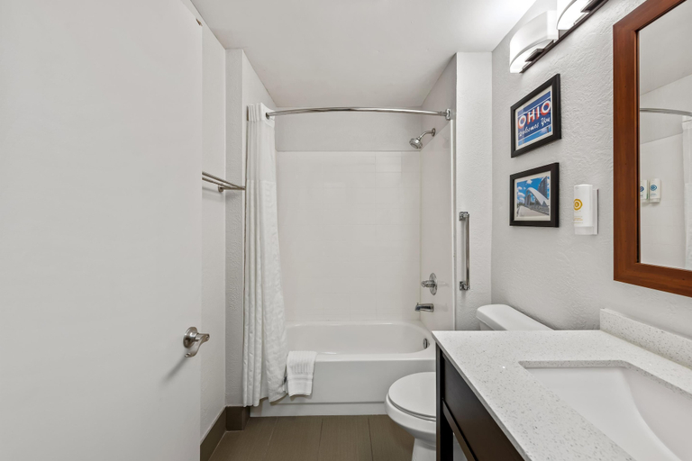 Bathroom 4, Comfort Inn & Suites Fairborn near Wright Patterson AFB, Greene