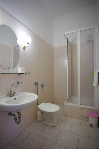 Bathroom 4, Wellness Hotel Central, Klatovy