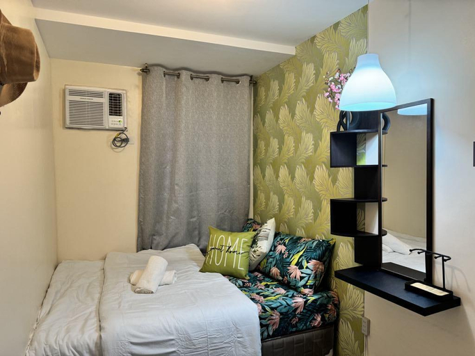 Bedroom 2, Deca Suites 946, Pasig City