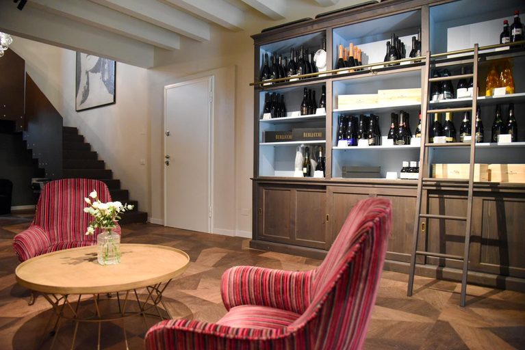 Food & Drinks 4, Aria Executive Resort, Brescia