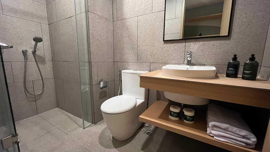 Bathroom 5, Morich Suites Antasari, South Jakarta