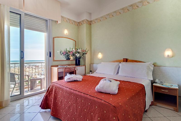 Bedroom 3, Hotel Ambra, Rimini