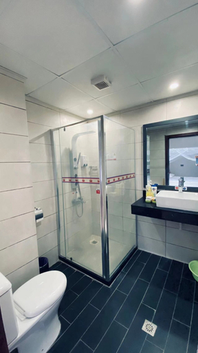 Bathroom 5, Soluxe Hotel Cotonu, Cotonou