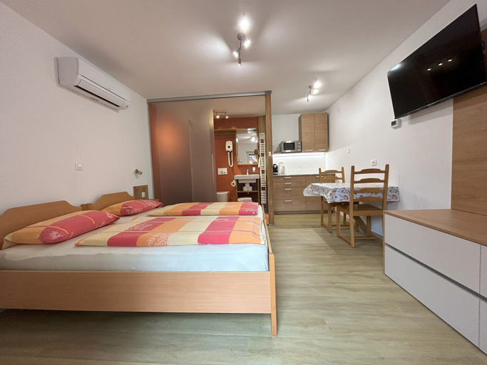 Bedroom 3, Apartments Mrakič, Bovec