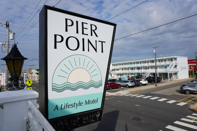 Others 4, Pier Point, Cape May