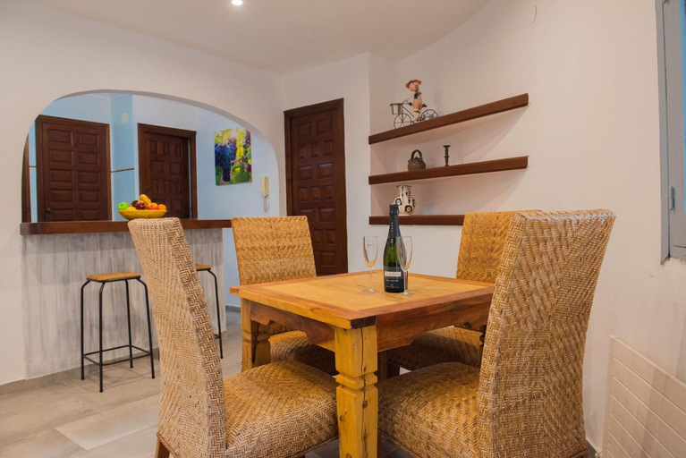 Room 5, Emperador in Benissa, Alicante