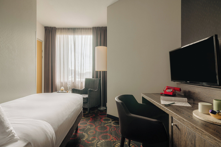 Bedroom 2, Leonardo Hotel Eindhoven City Center, Eindhoven