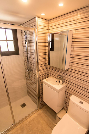 Bathroom, Club Atlantico, Las Palmas