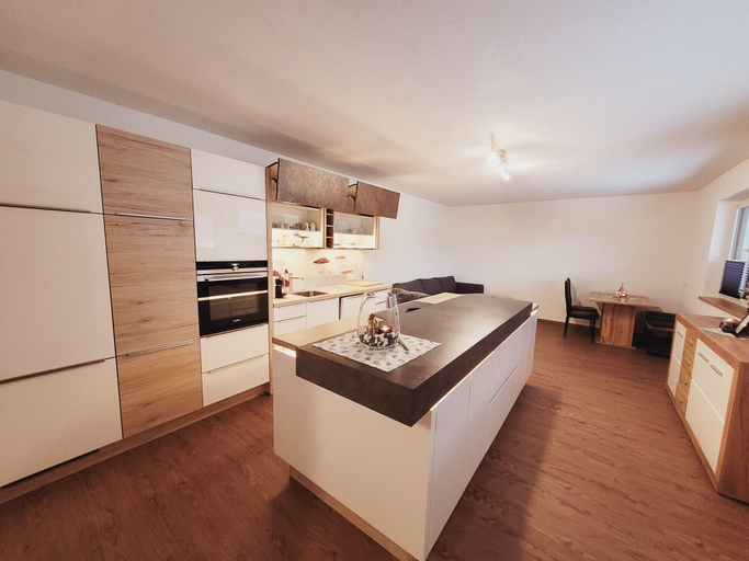 Private kitchen 3, New Apartment in the Beautiful Pitztal, Imst