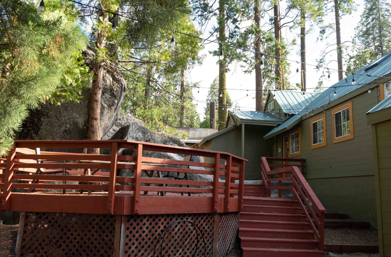 Exterior & Views 2, Hawks Nest in Shaver Lake, Fresno