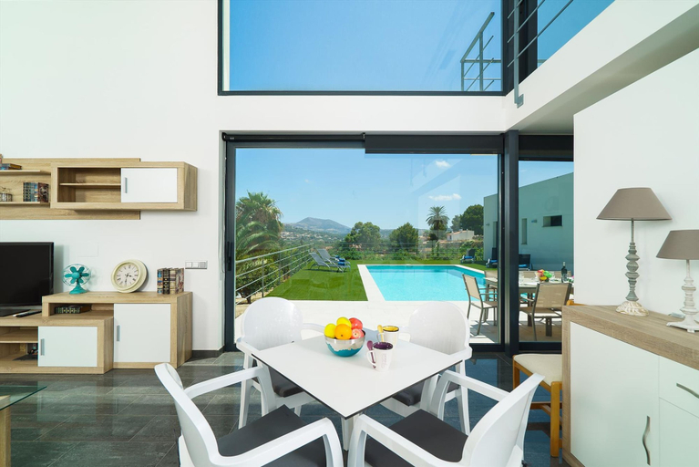 Room 2, Villa Vera in Javea With 4 Bedrooms and 2 Bathrooms, Alicante