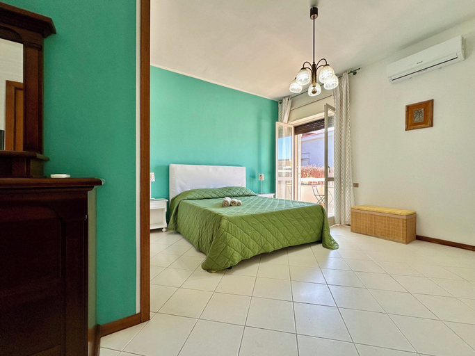 Bedroom 2, B&B Holiday, Napoli