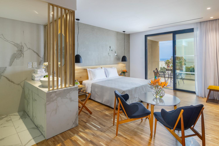 Bedroom 3, Anemi Hotel and Suites