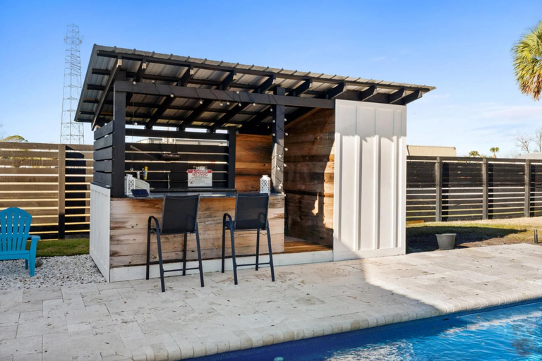 Others 3, Beach House - 6th Street Retreat by PHG, Gulf