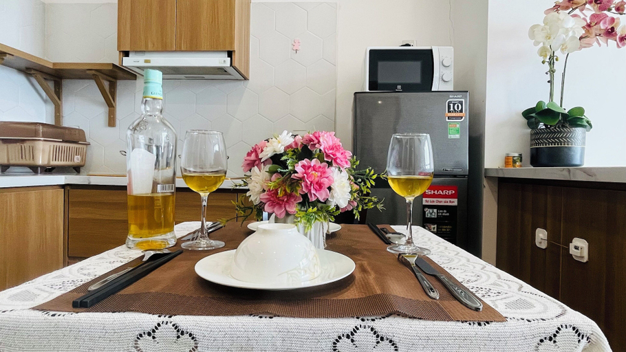 Dining Room 13