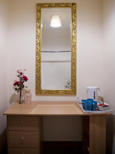 Bathroom 3, Little Foxes Hotel, West Sussex