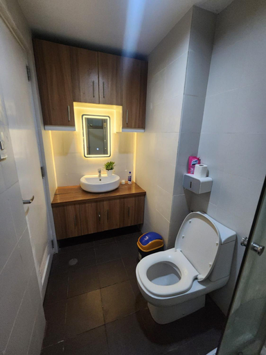 Bathroom 4, Muji KL Tower Makati Greenbelt (w/ Pool Access), Makati City