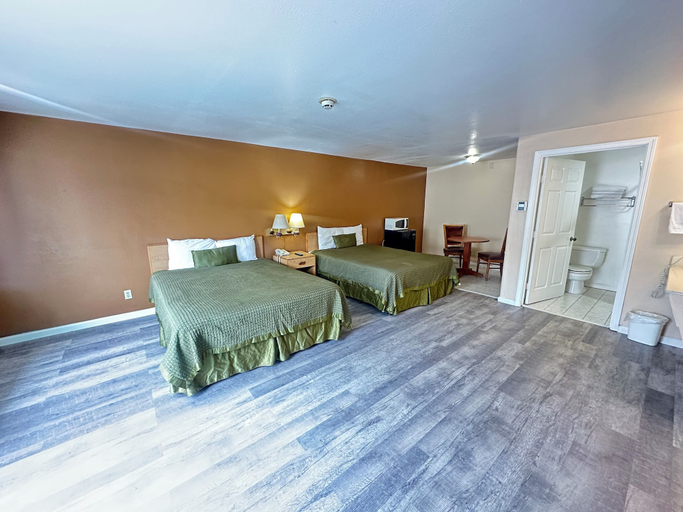 Bedroom 5, ROYAL INN, Santa Cruz