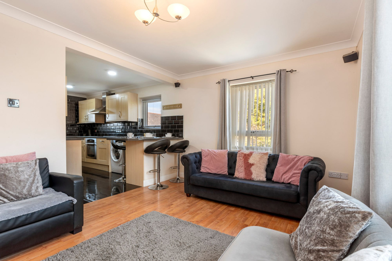 Room 5, Little Haven - Cosy Tenby Apartment, Pembrokeshire