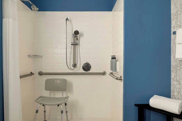 Bathroom 5, Courtyard by Marriott San Francisco Union Square, San Francisco
