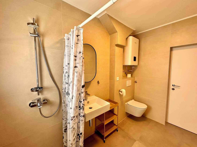 Bathroom 3, Apartmani Jaka, Crikvenica