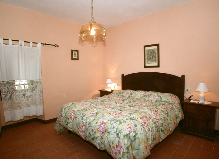 Room 5, Farmhouse With Stables, Horses and the Ability to Make Horseback Riding, Perugia