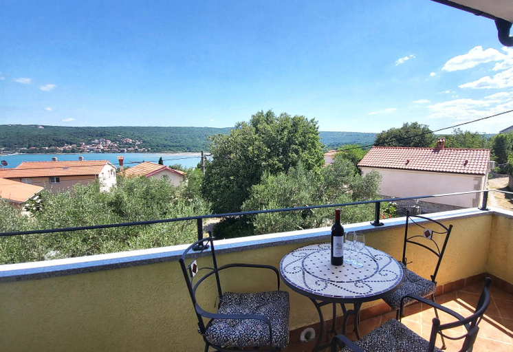 Others 3, Apartmani Agava, Dobrinj