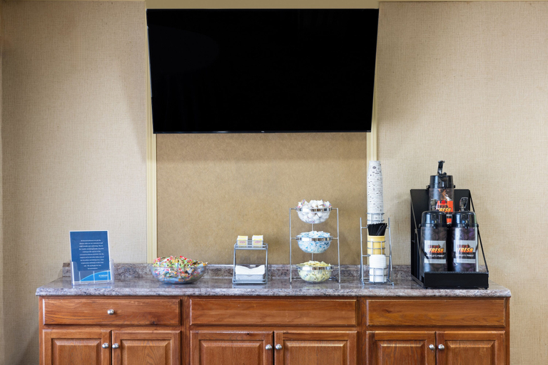 Food & Drinks 5, INN AT ATLANTIC CITY HOTEL & BANQUET, Atlantic