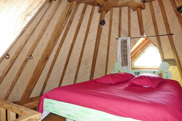 Bedroom 2, Windmill Stay near Goelo Coast Beaches, Côtes-d'Armor