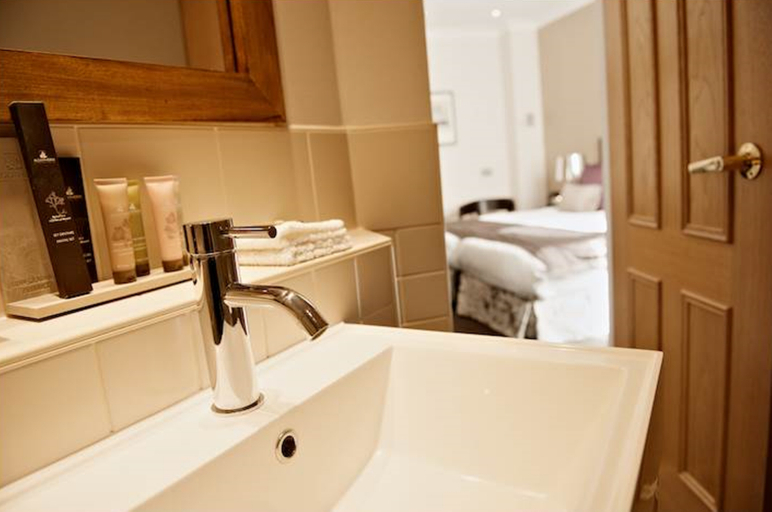 Bathroom 5, Sanctuary House, London