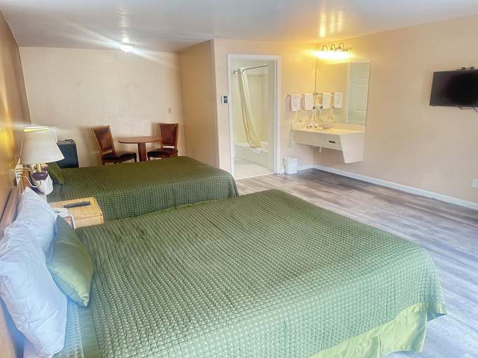 Bedroom 4, ROYAL INN, Santa Cruz