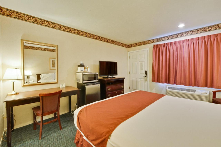 Bedroom 3, Americas Best Value Inn Sky Ranch, Santa Clara