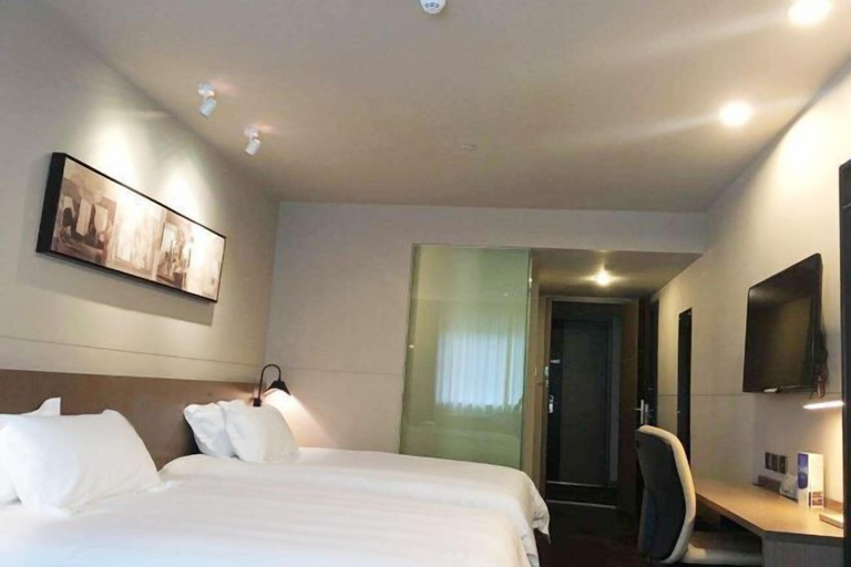 Bedroom 3, Jinjiang Inn Select (Shanghai Yanghang Baoyang Road), Shanghai