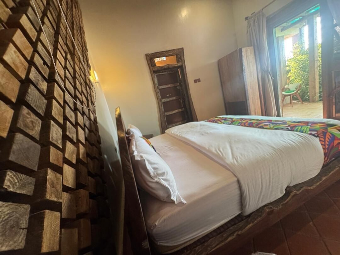 Others 3, La Roza Resort Masaka, Masaka